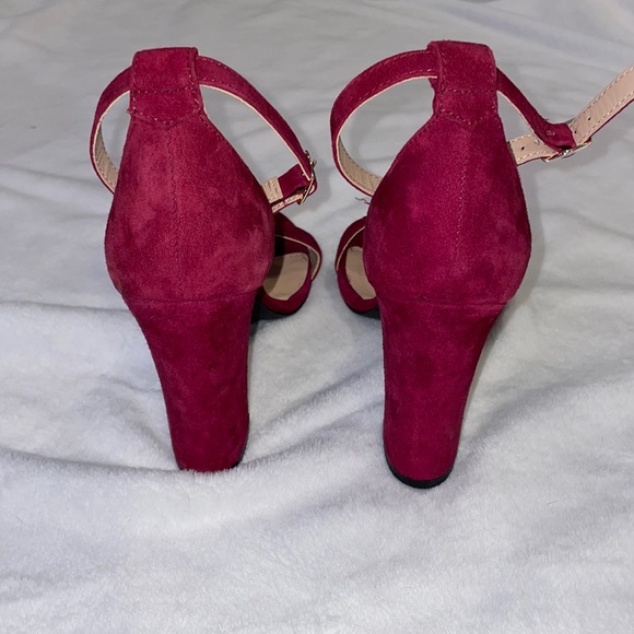 Maddison burgundy block heels open toe. - Picture 4 of 5